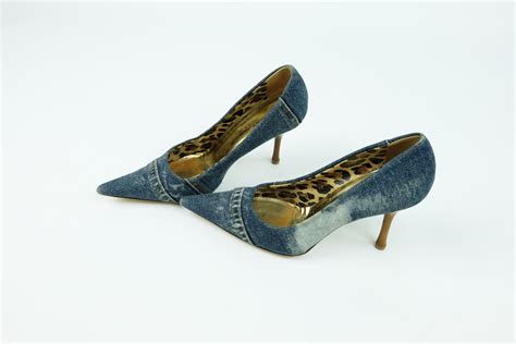 dolce gabbana lace pumps sale|Dolce & Gabbana denim pumps.